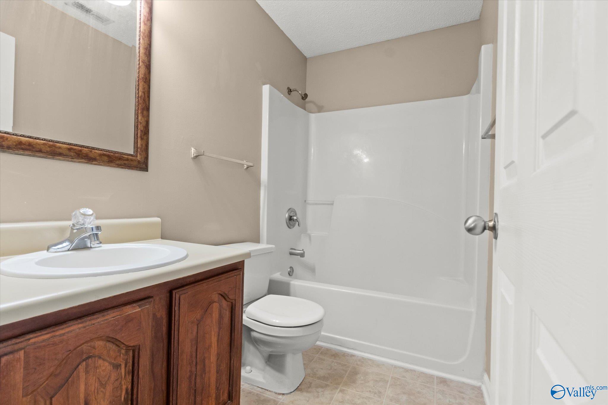 105 Denning Circle