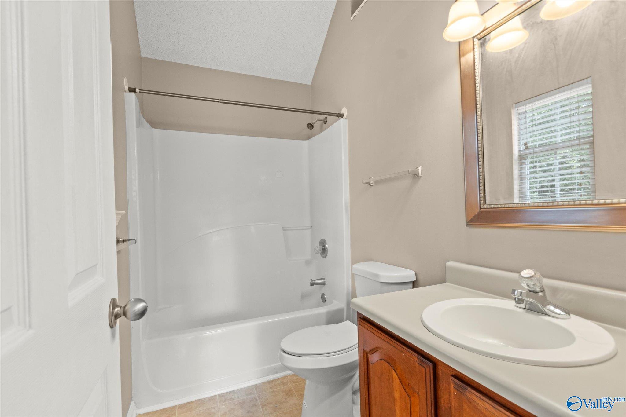 105 Denning Circle