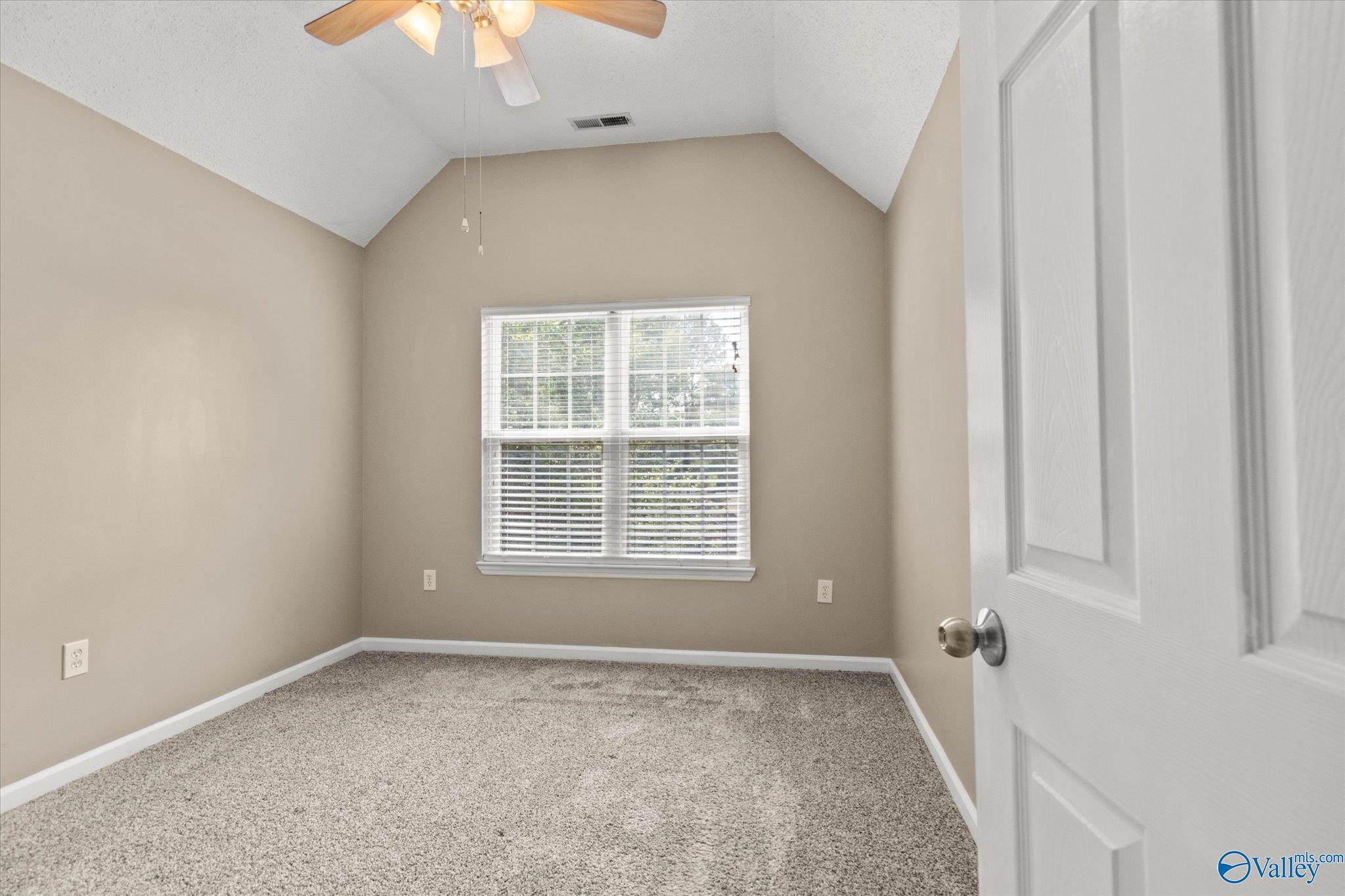 105 Denning Circle