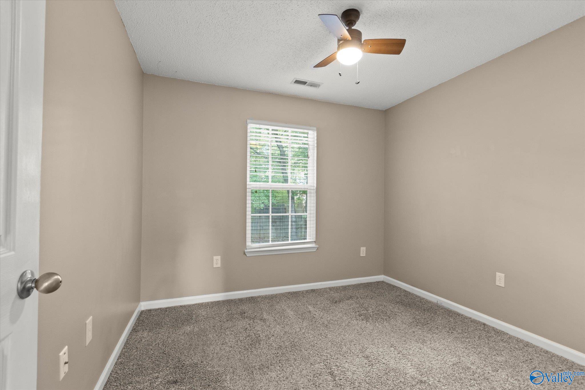 105 Denning Circle