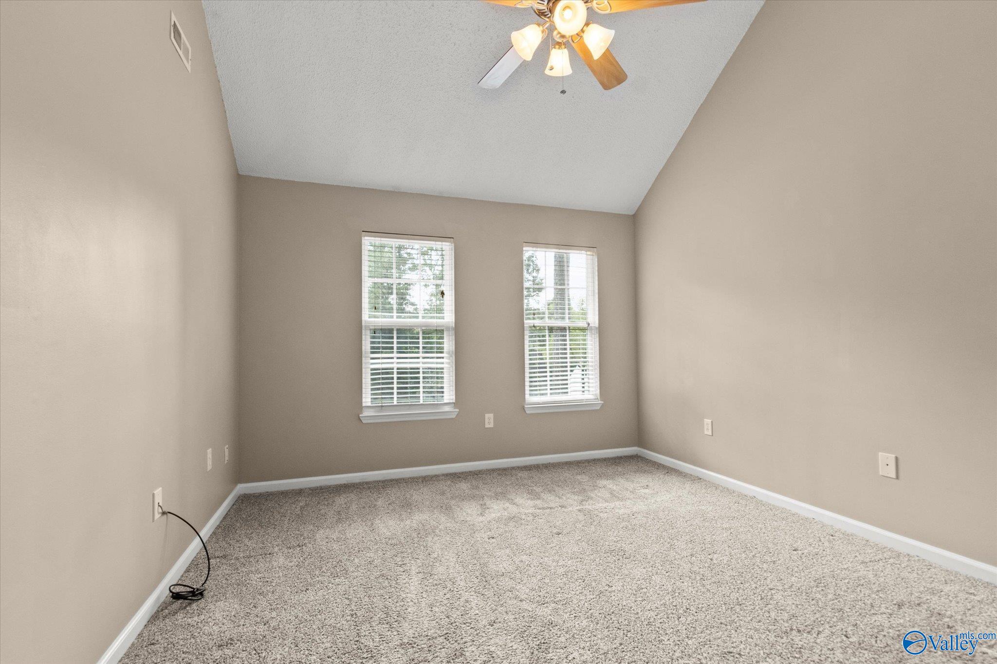 105 Denning Circle