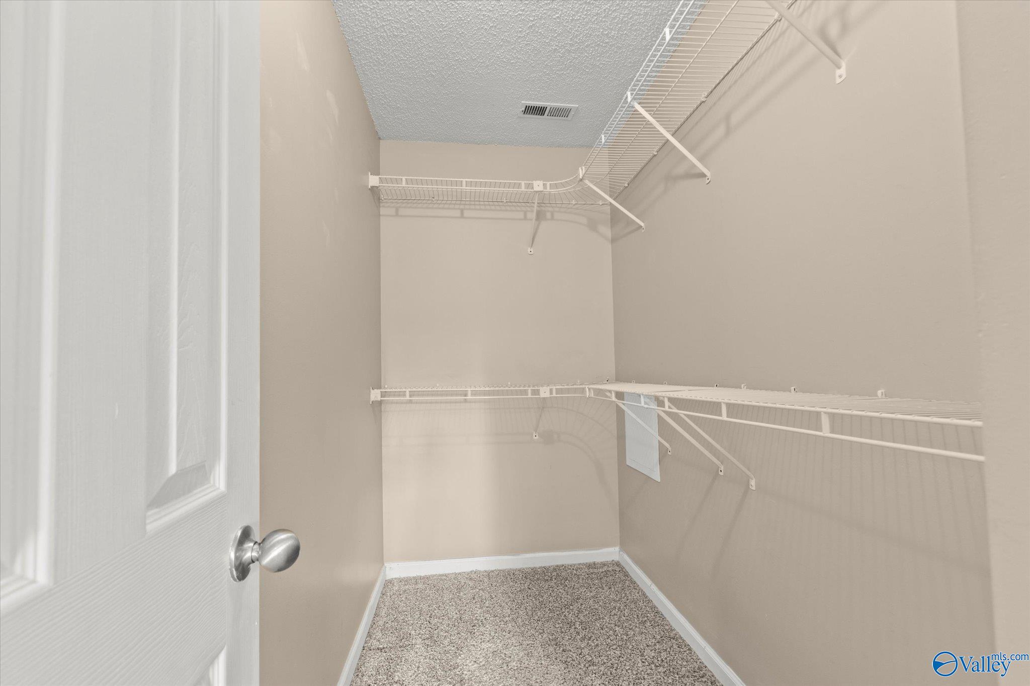 105 Denning Circle