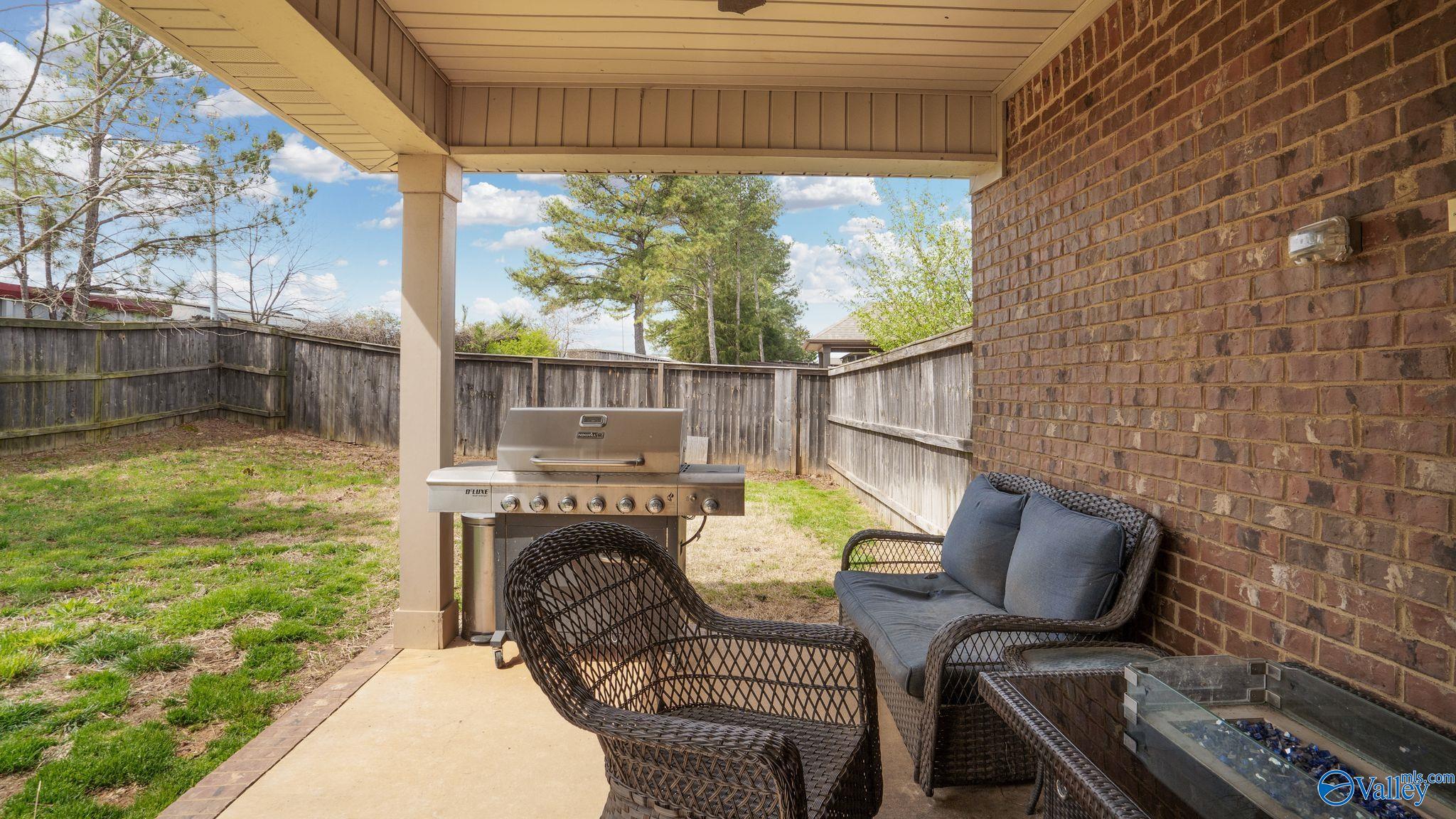 430 Fern Terrace NW