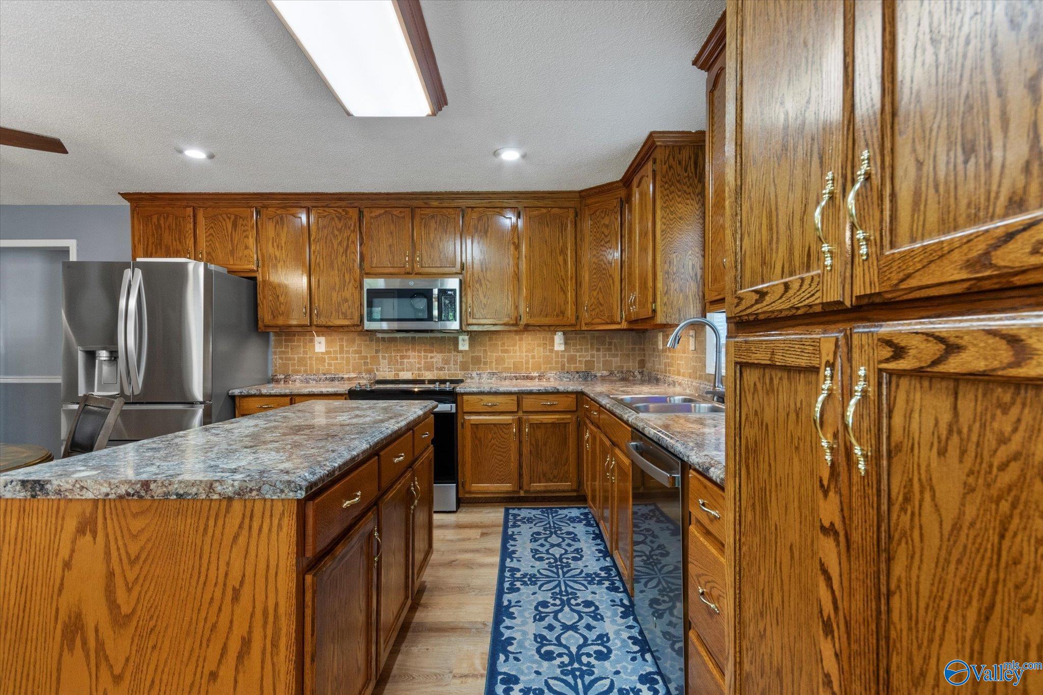 963 Rube Robinson Road