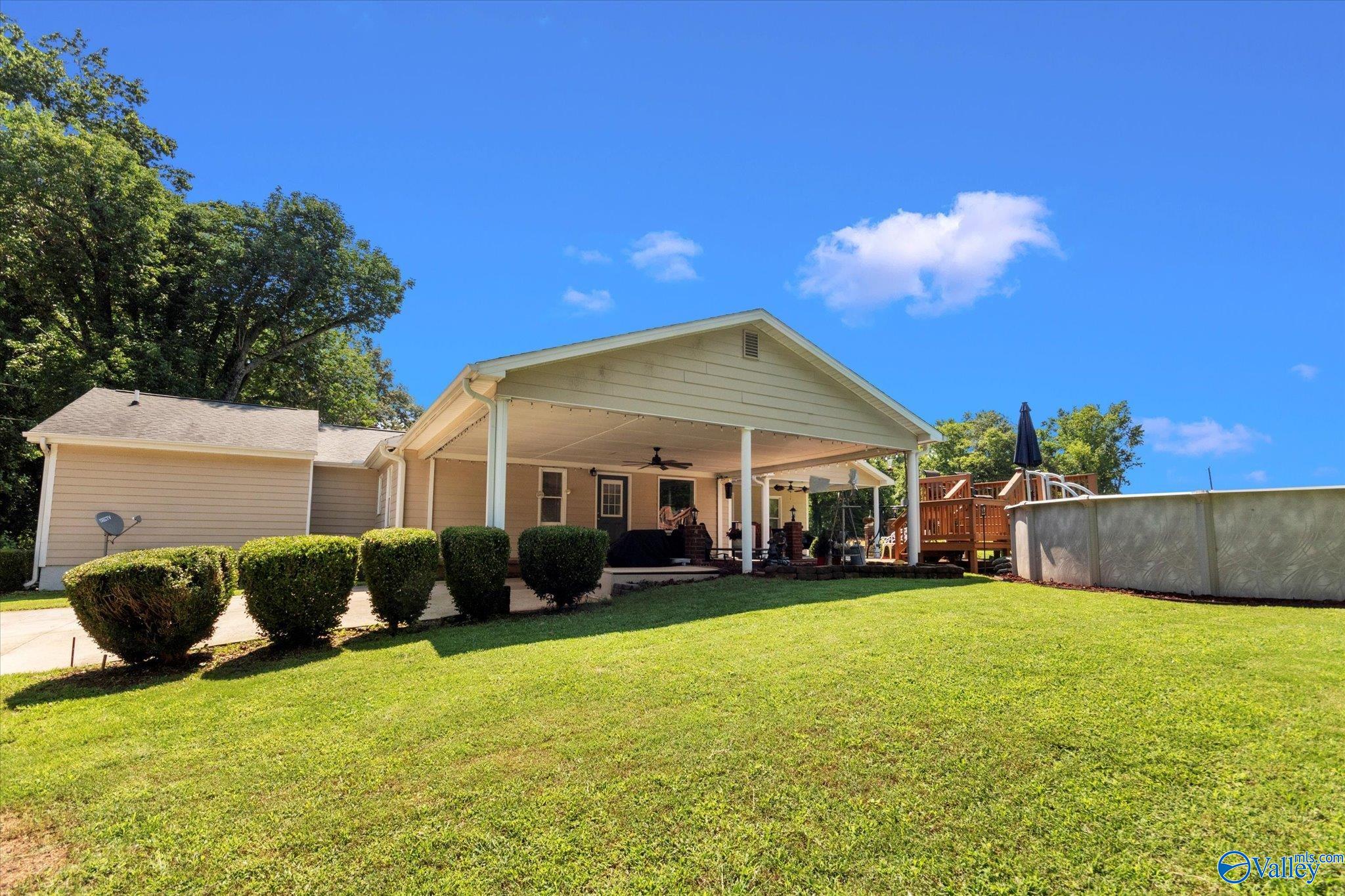 963 Rube Robinson Road