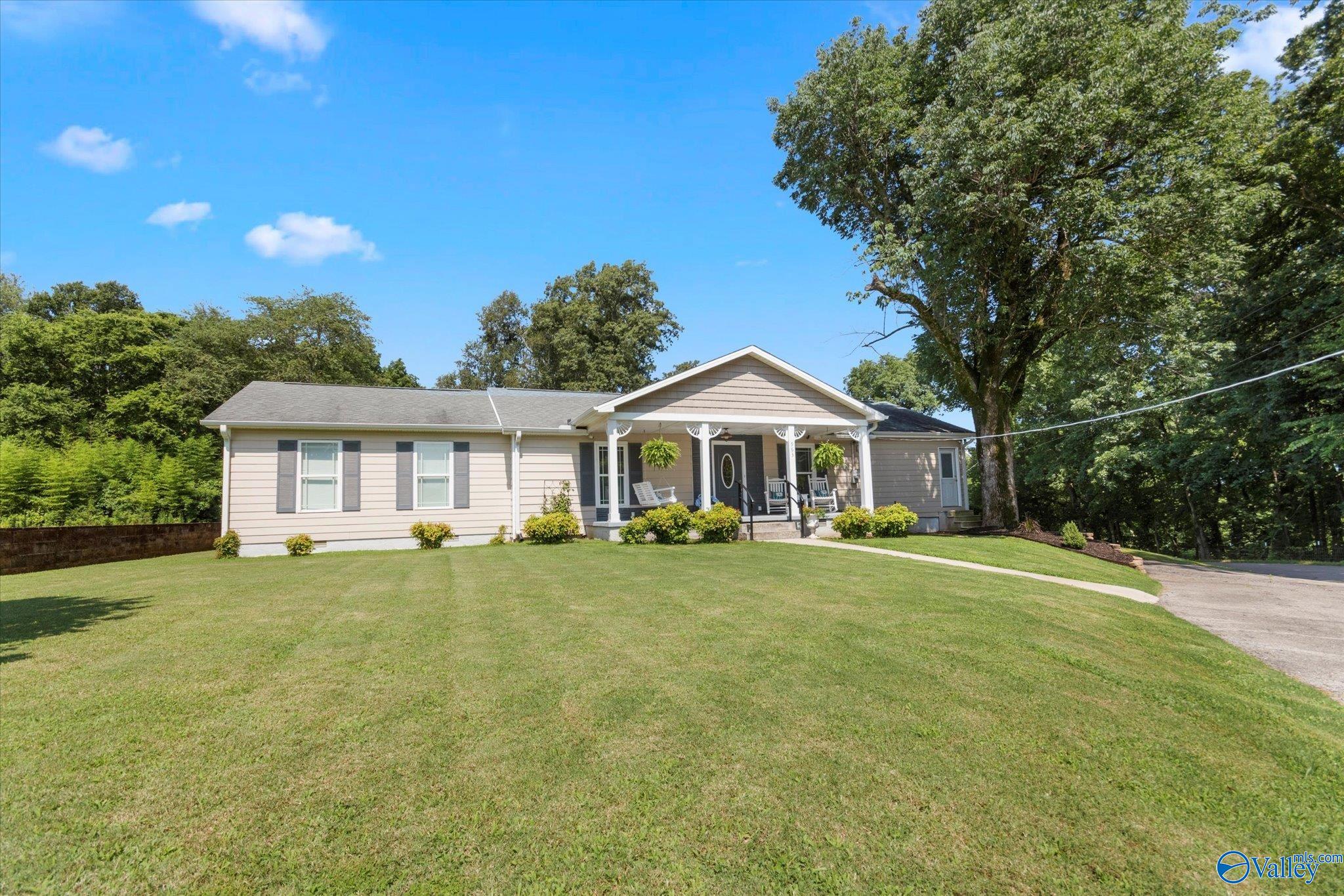963 Rube Robinson Road