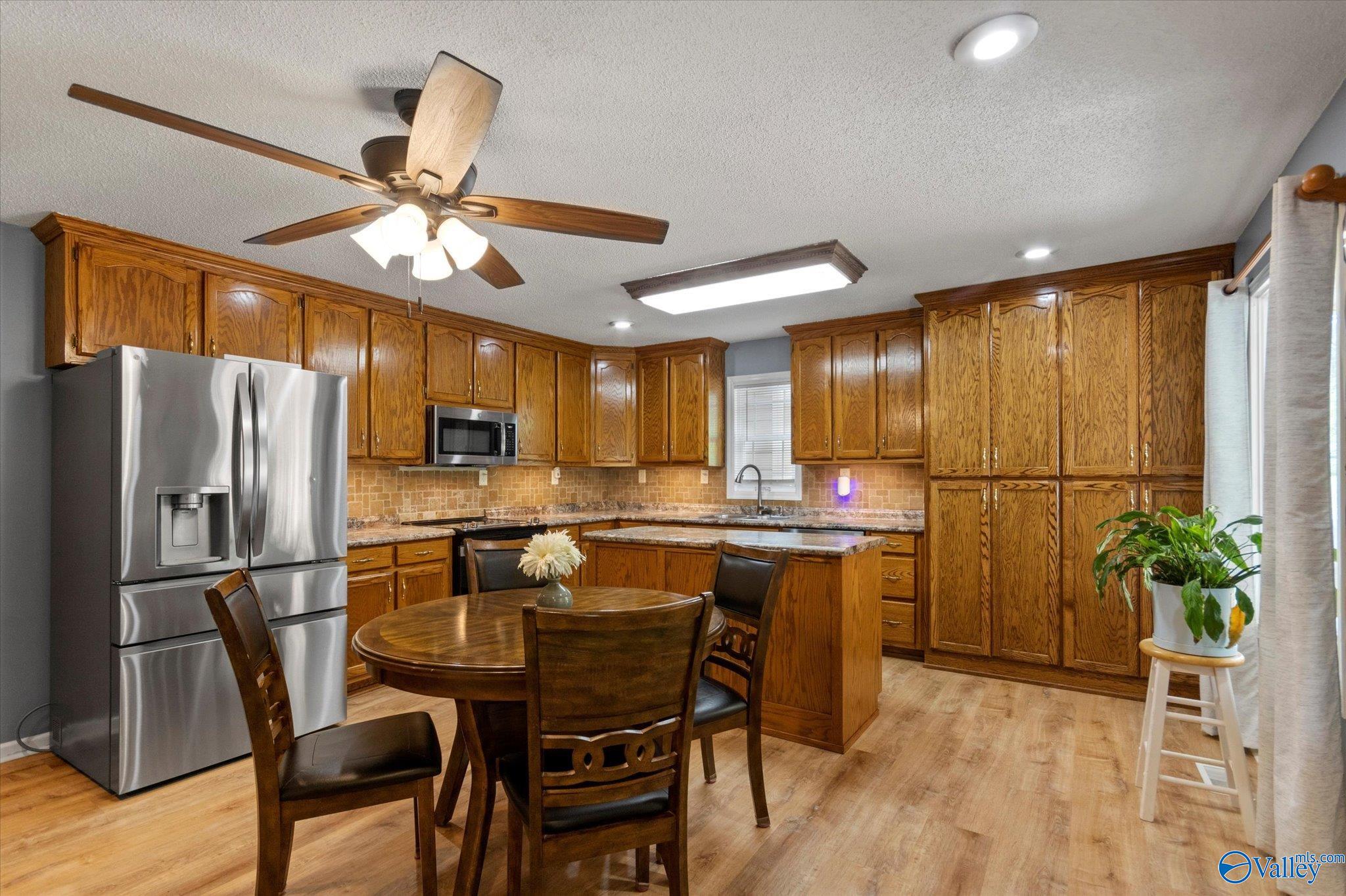963 Rube Robinson Road