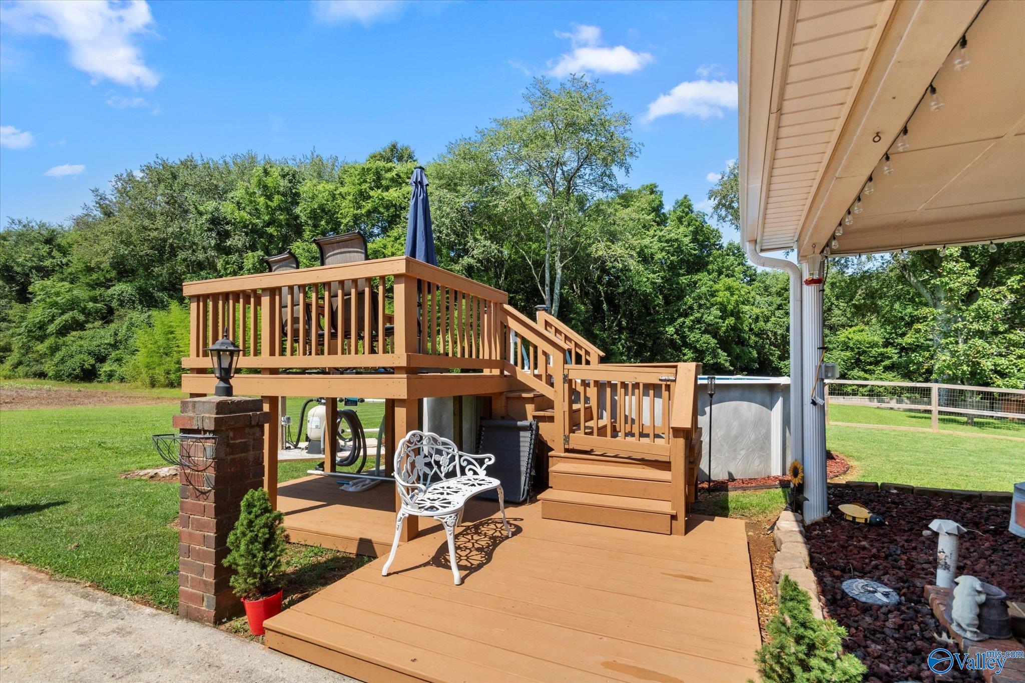 963 Rube Robinson Road