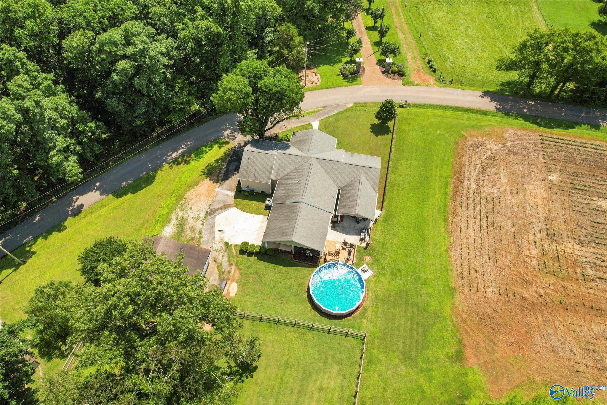 963 Rube Robinson Road