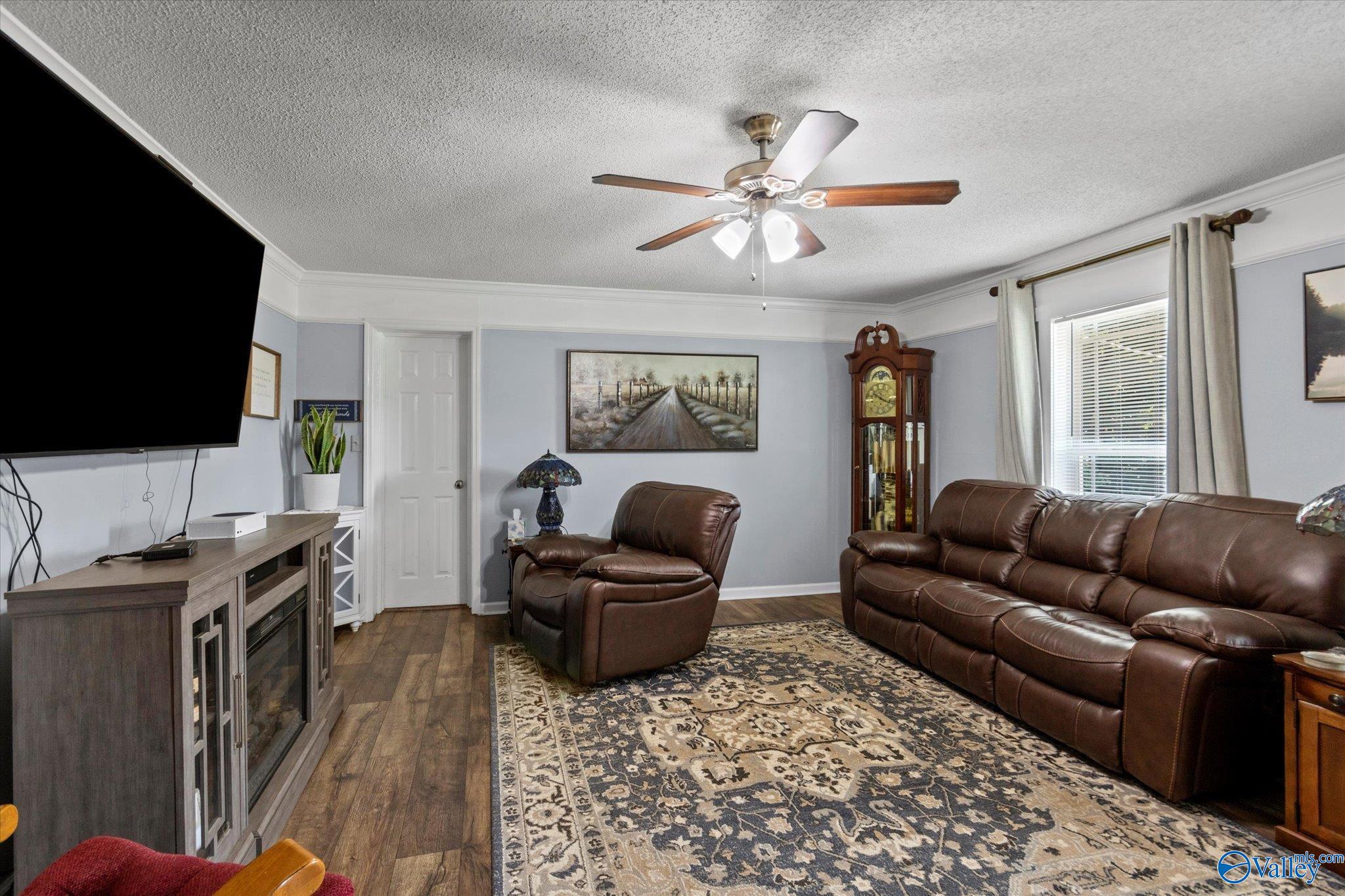 963 Rube Robinson Road
