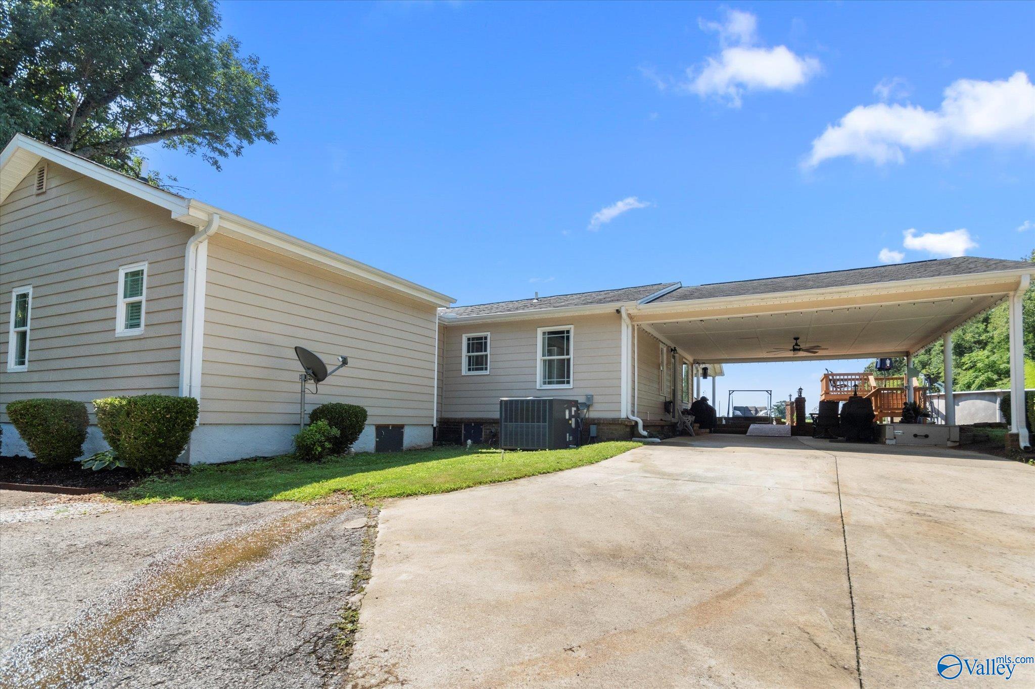 963 Rube Robinson Road