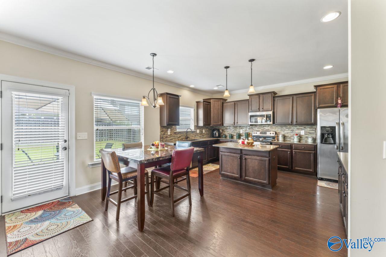 1076 Seminole Place