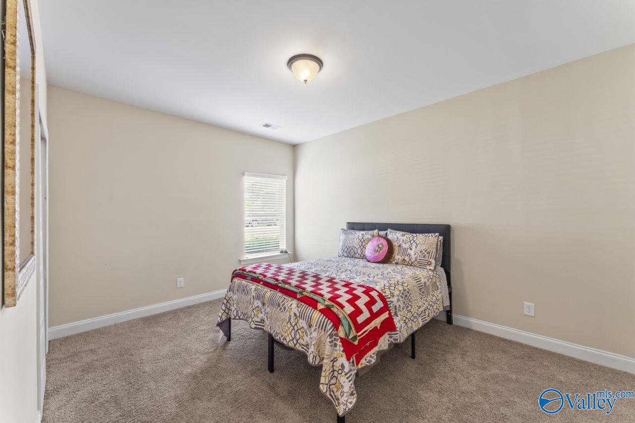 1076 Seminole Place
