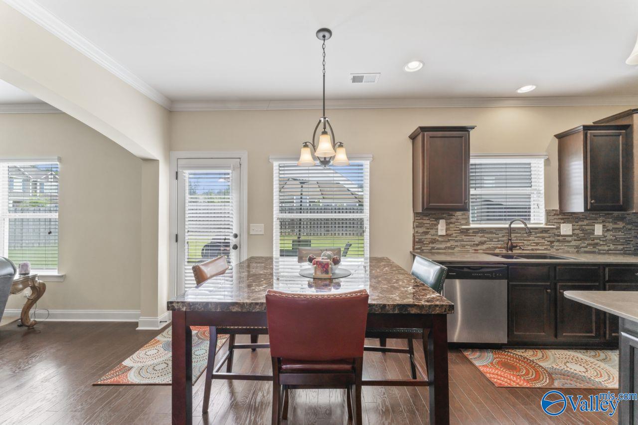 1076 Seminole Place