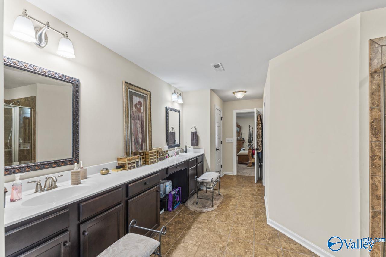 1076 Seminole Place
