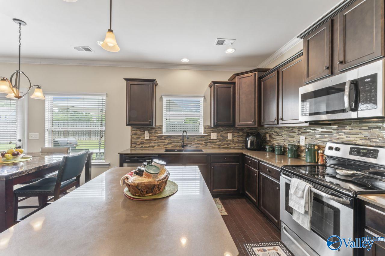 1076 Seminole Place