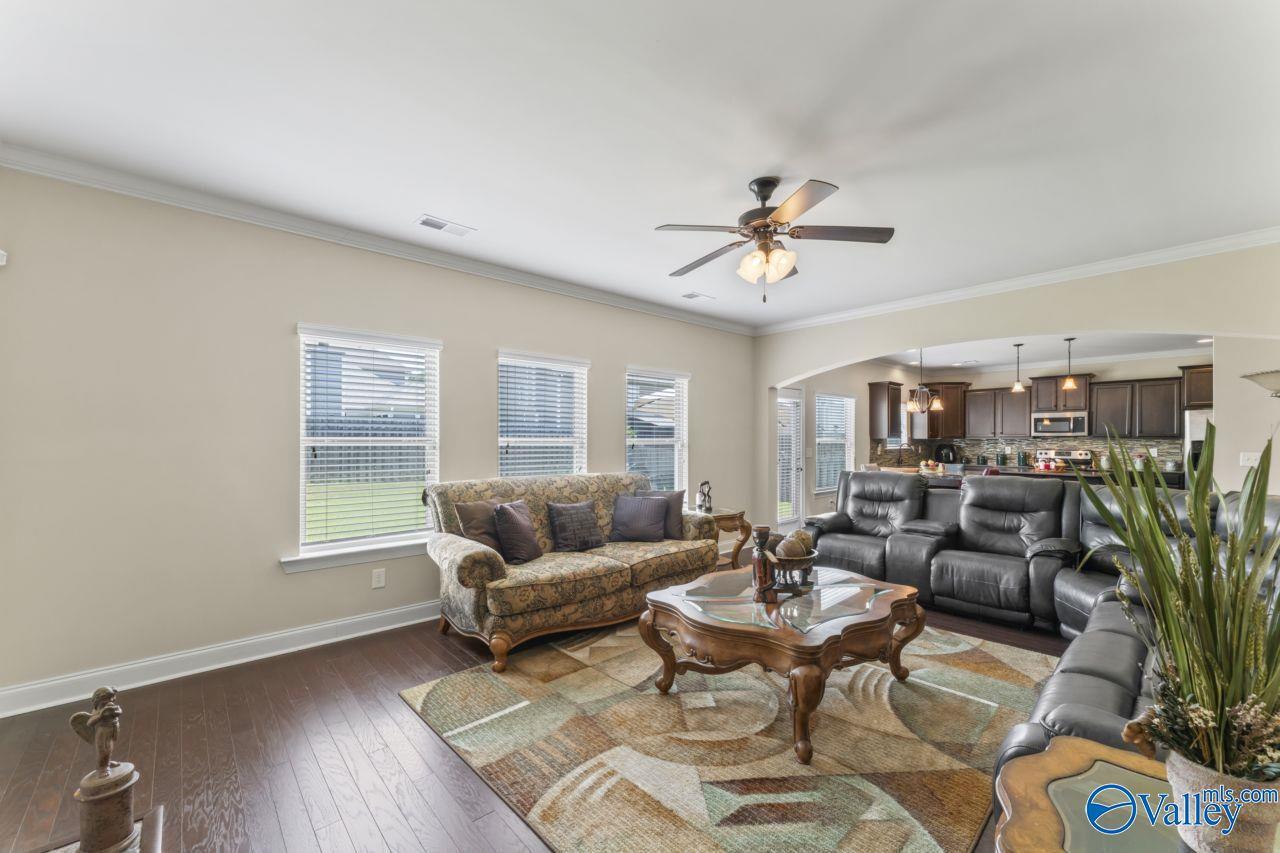 1076 Seminole Place