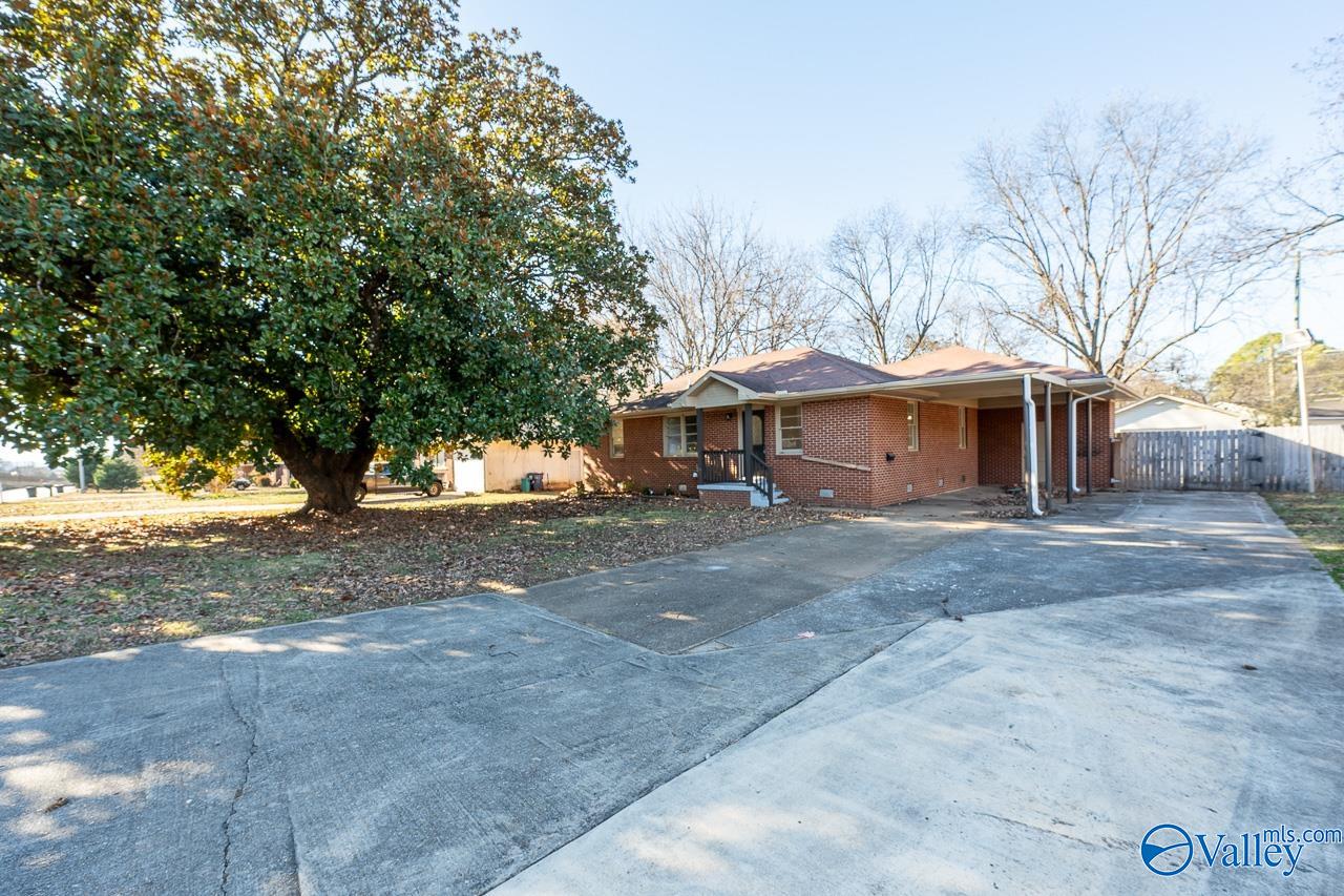 2603 Andrew Jackson Way NE