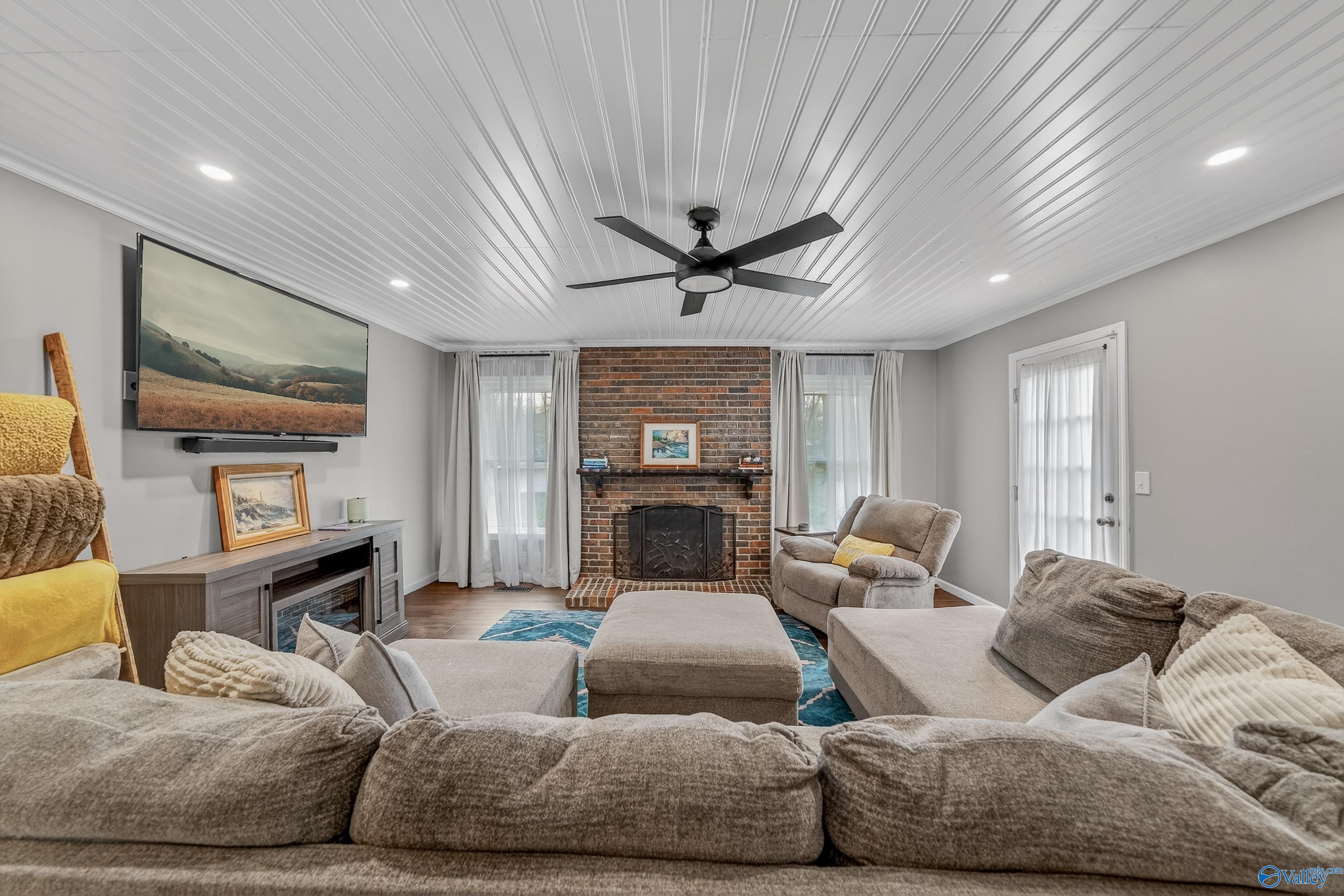 23706 Laura Leigh Lane