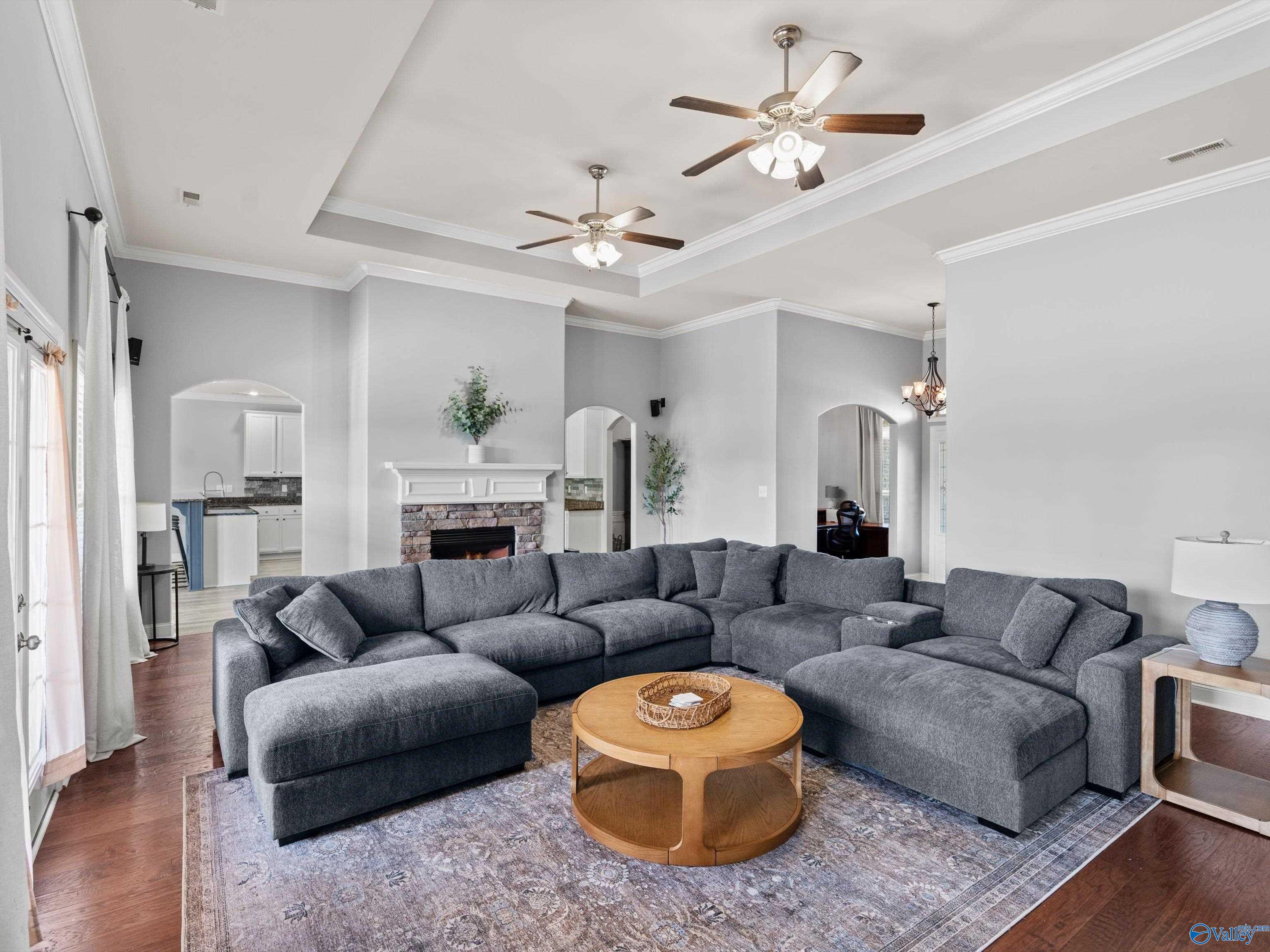 711 Tide Creek Drive SW