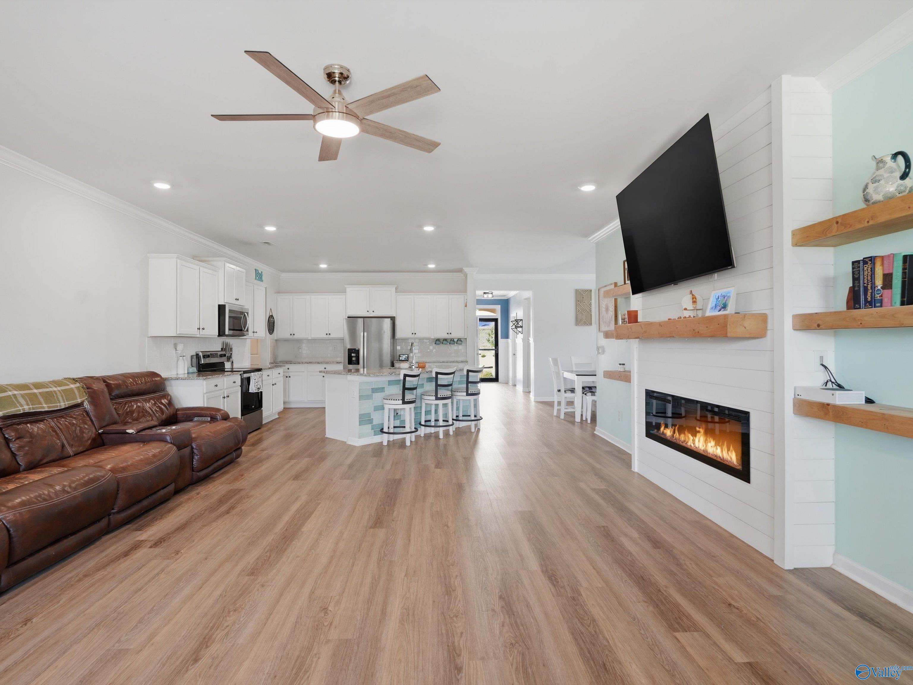 22449 Regent Drive