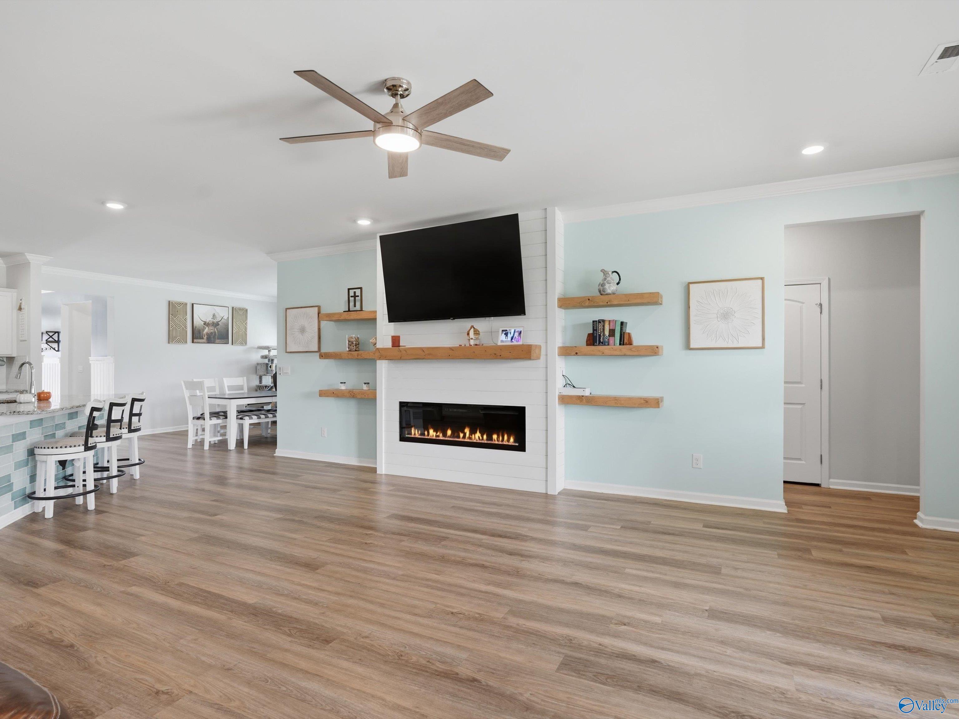 22449 Regent Drive