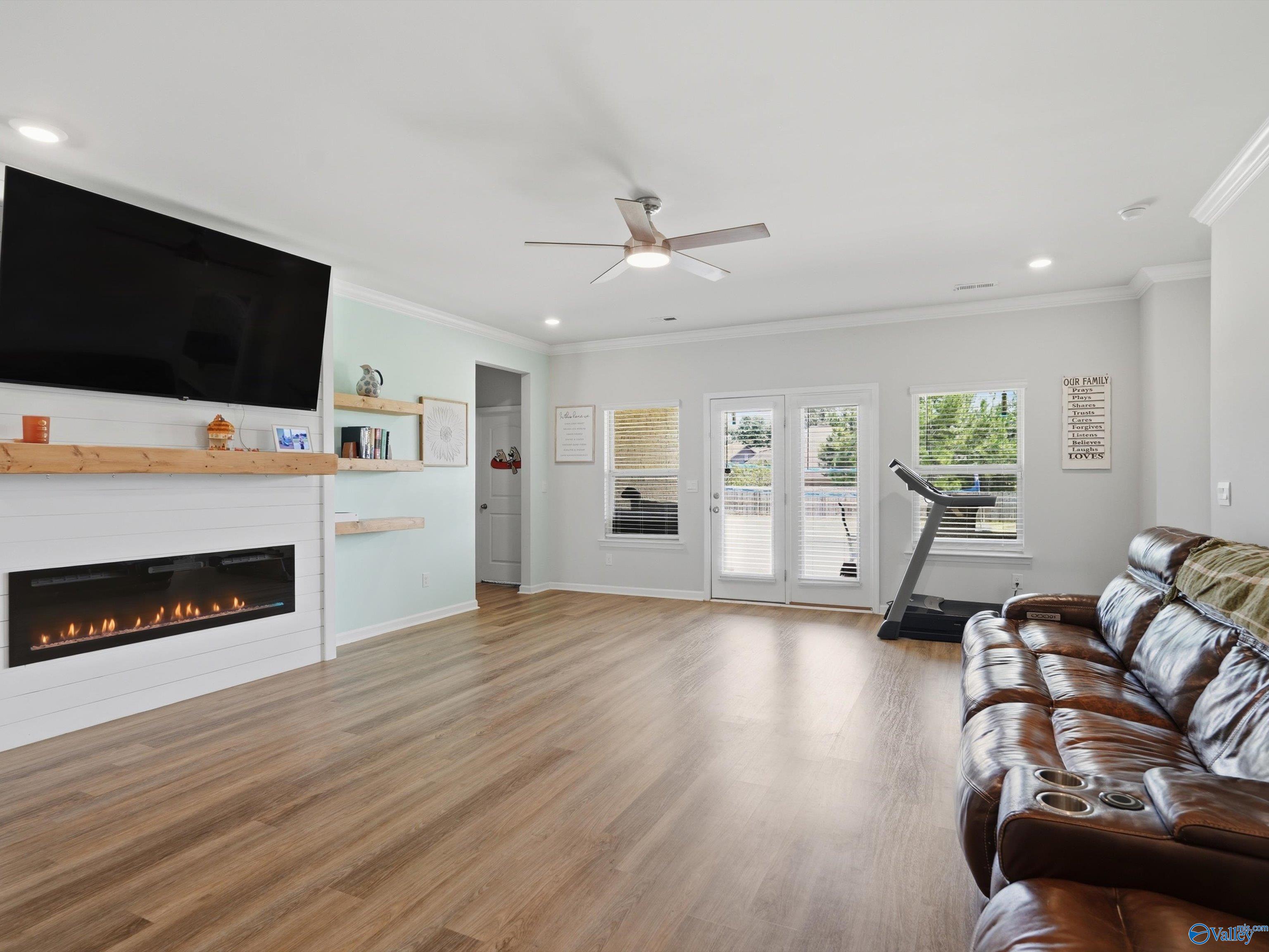 22449 Regent Drive