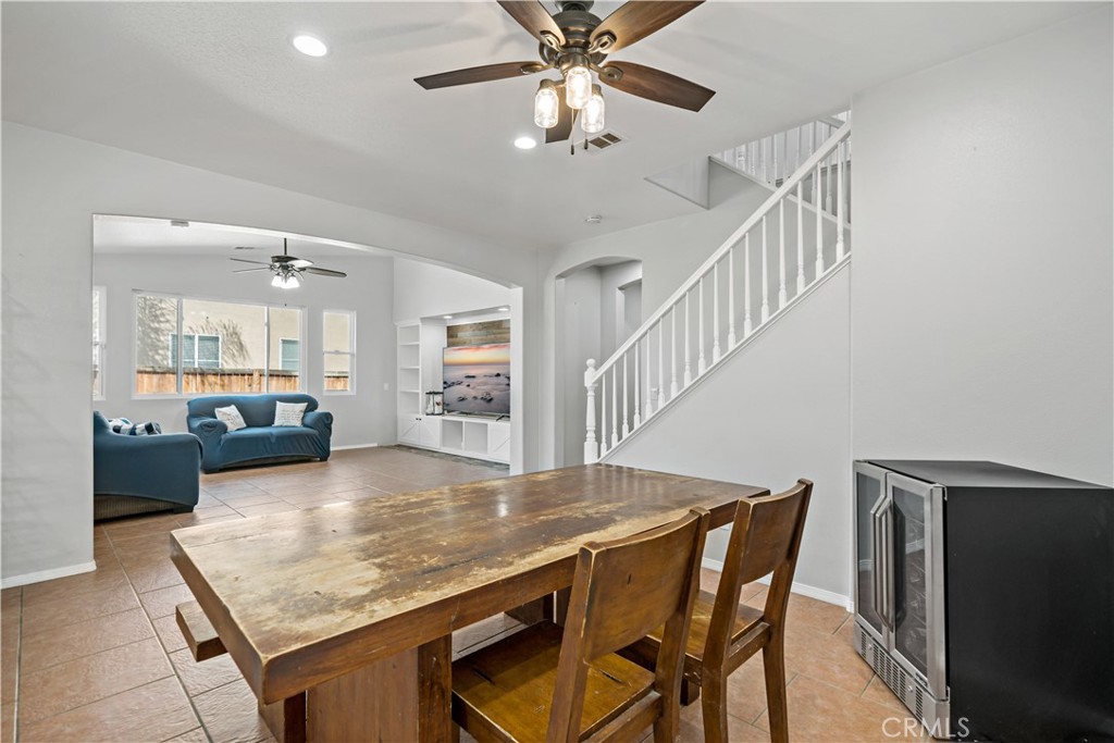 391 Cantata Avenue