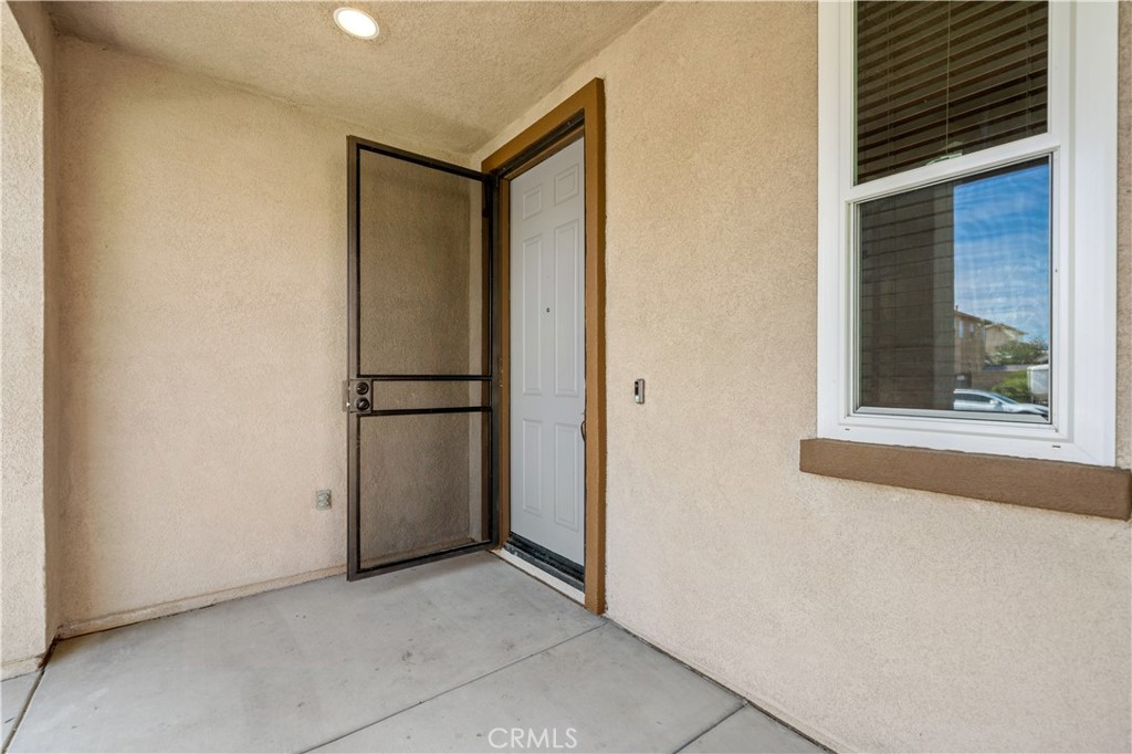 391 Cantata Avenue