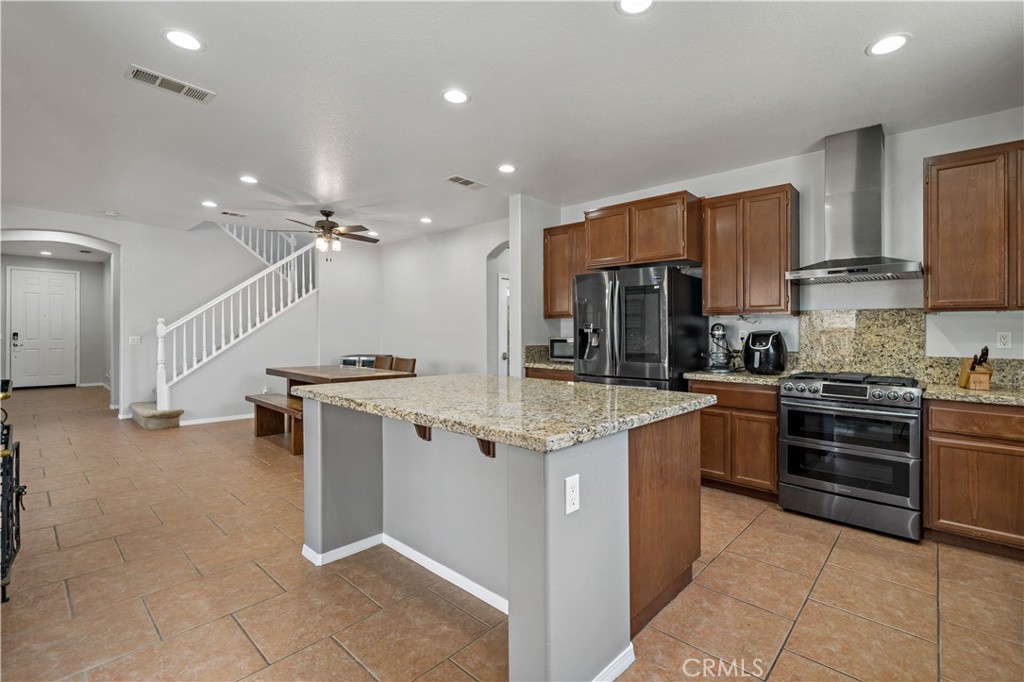 391 Cantata Avenue