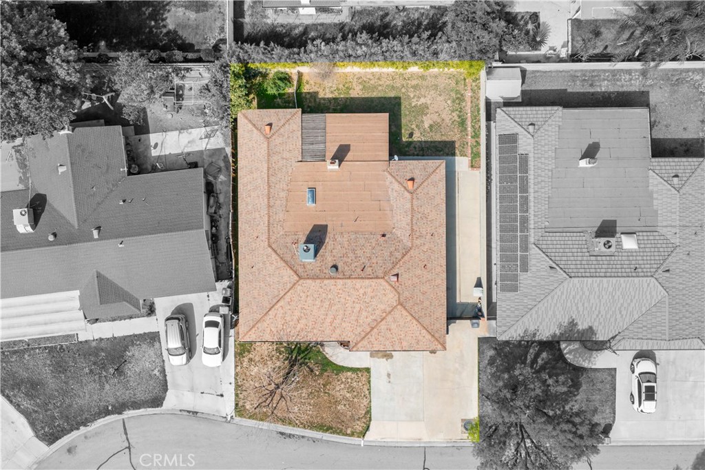 26355 Carnegie Avenue