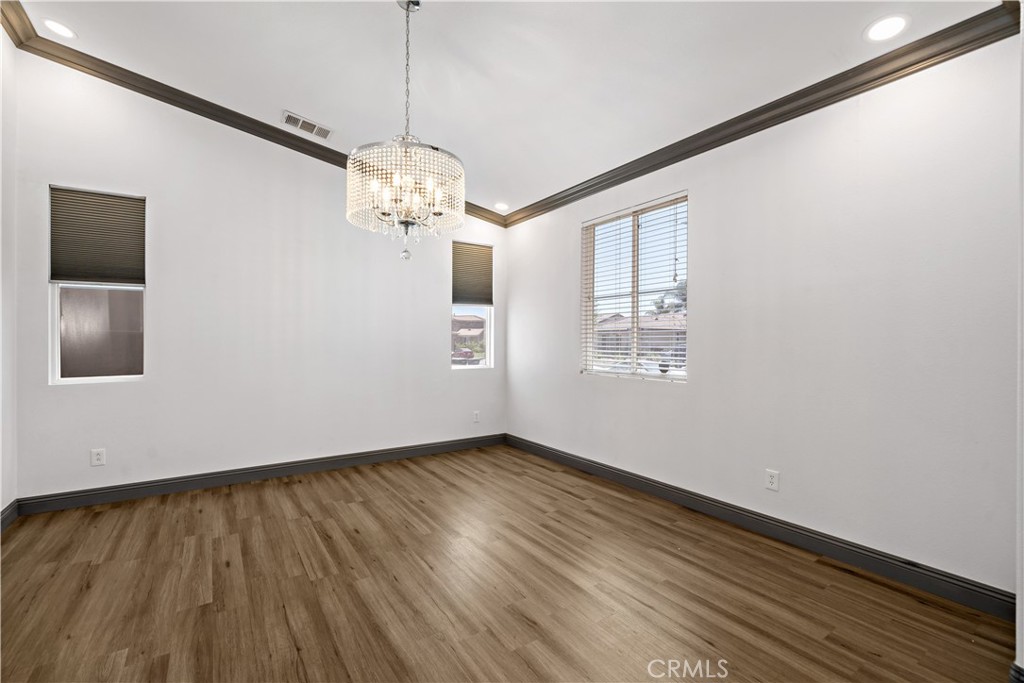 386 Cantata Avenue