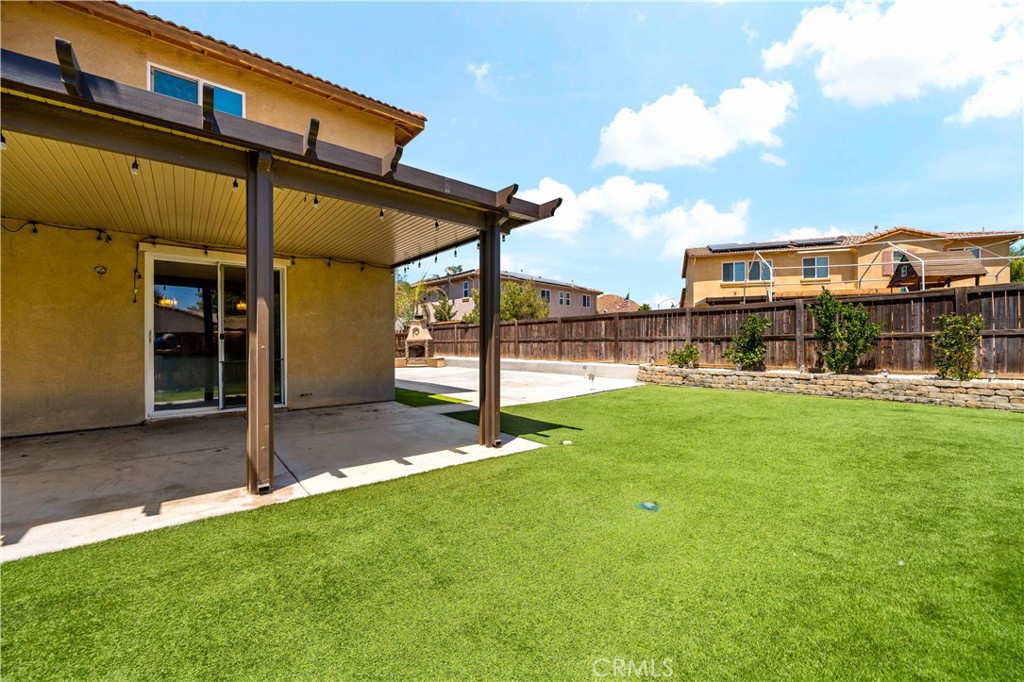386 Cantata Avenue
