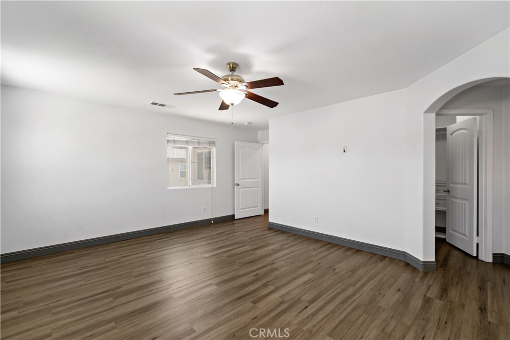 386 Cantata Avenue