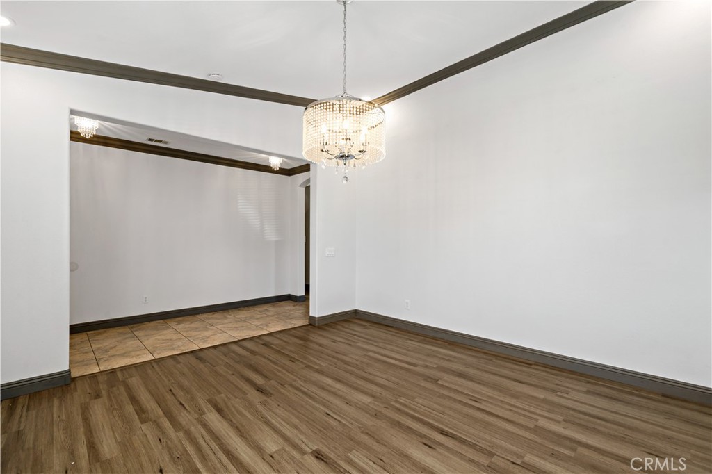 386 Cantata Avenue