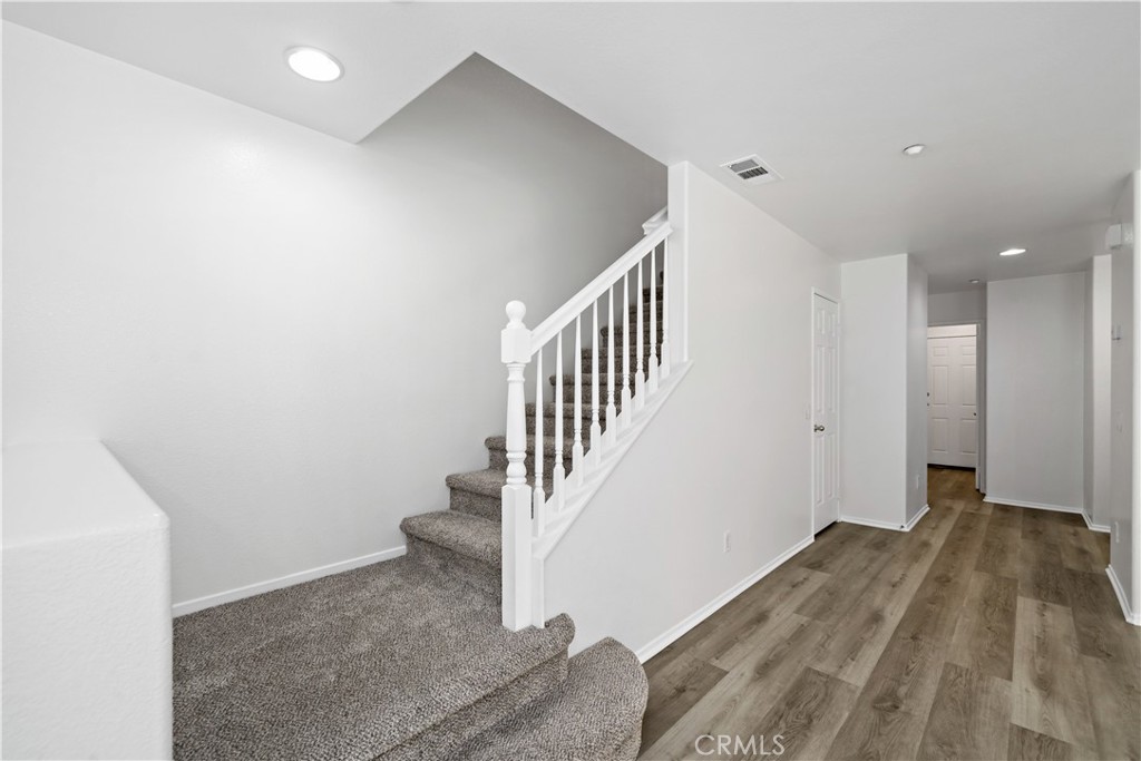 25890 Iris Ave Unit: B