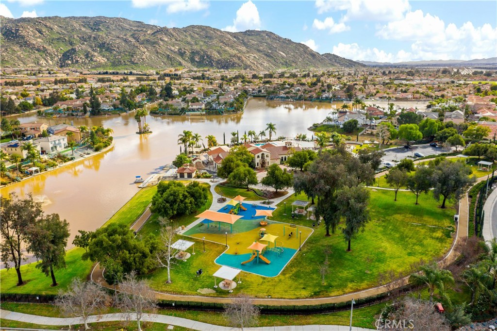 25890 Iris Ave Unit: B