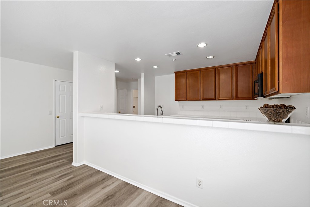 25890 Iris Ave Unit: B