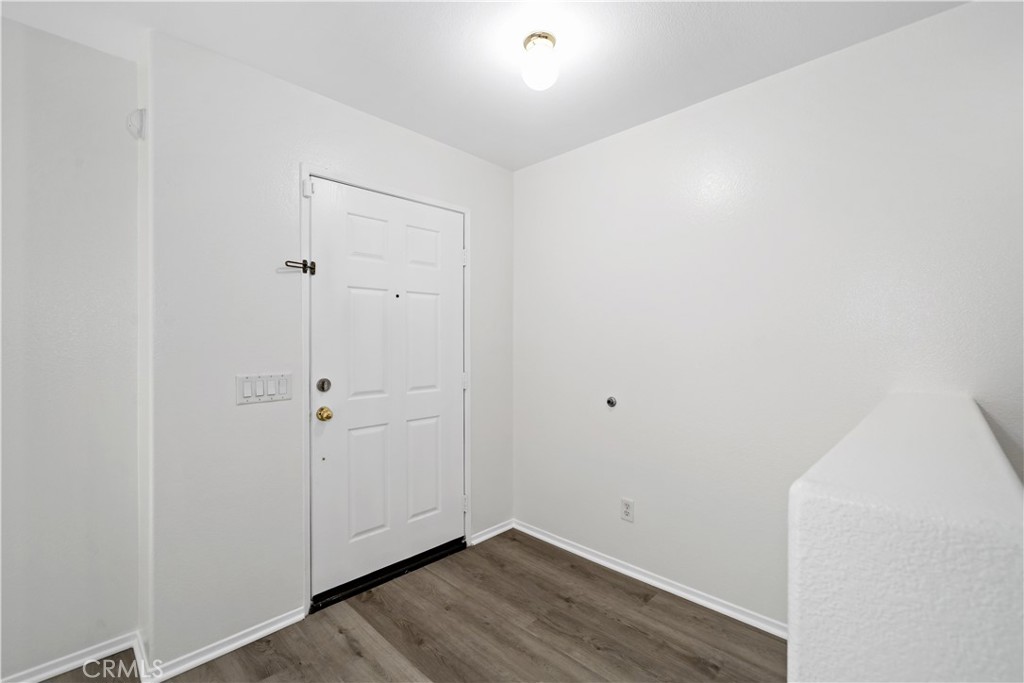 25890 Iris Ave Unit: B