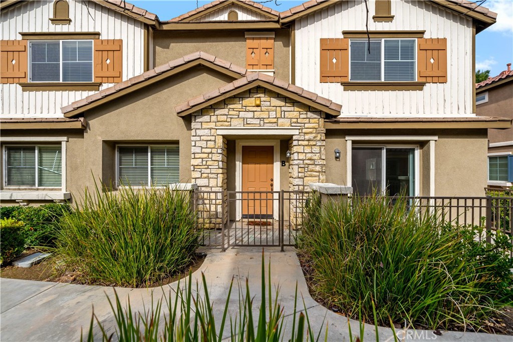 25890 Iris Ave Unit: B