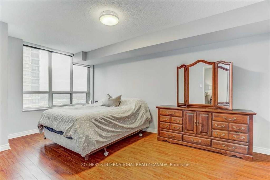 156 Enfield Place 1506