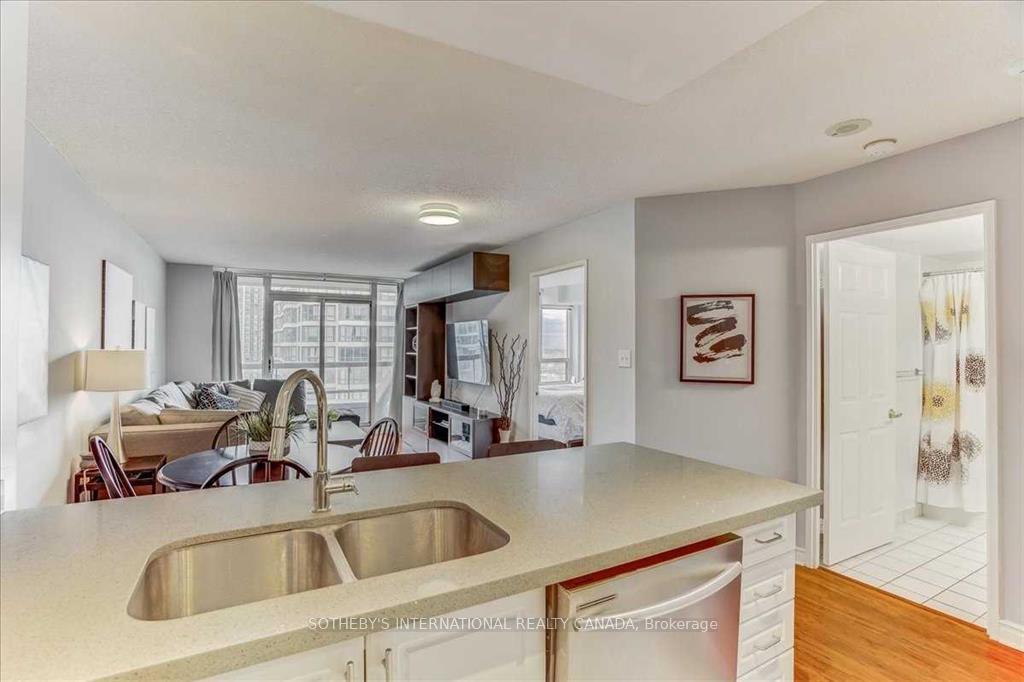 156 Enfield Place 1506