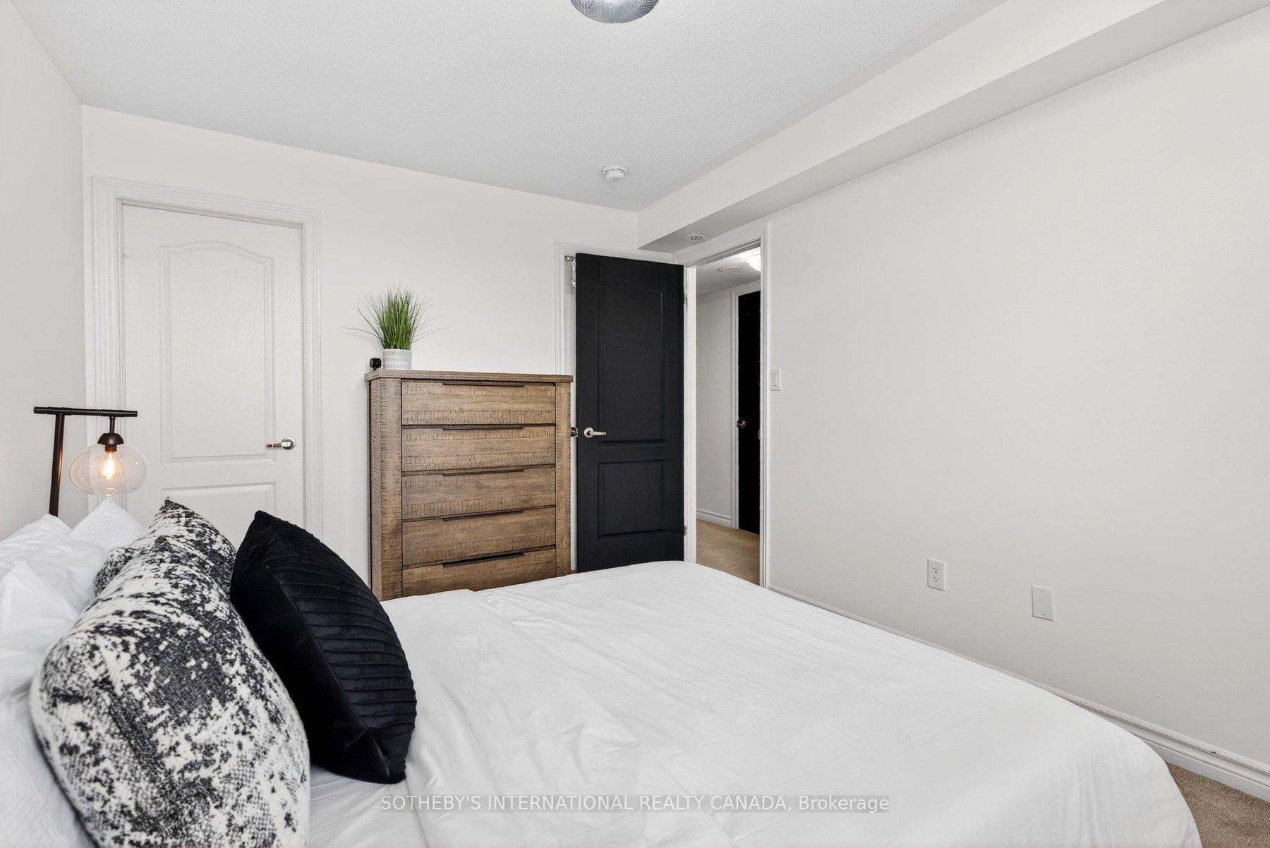 2420 Baronwood Drive 39-02