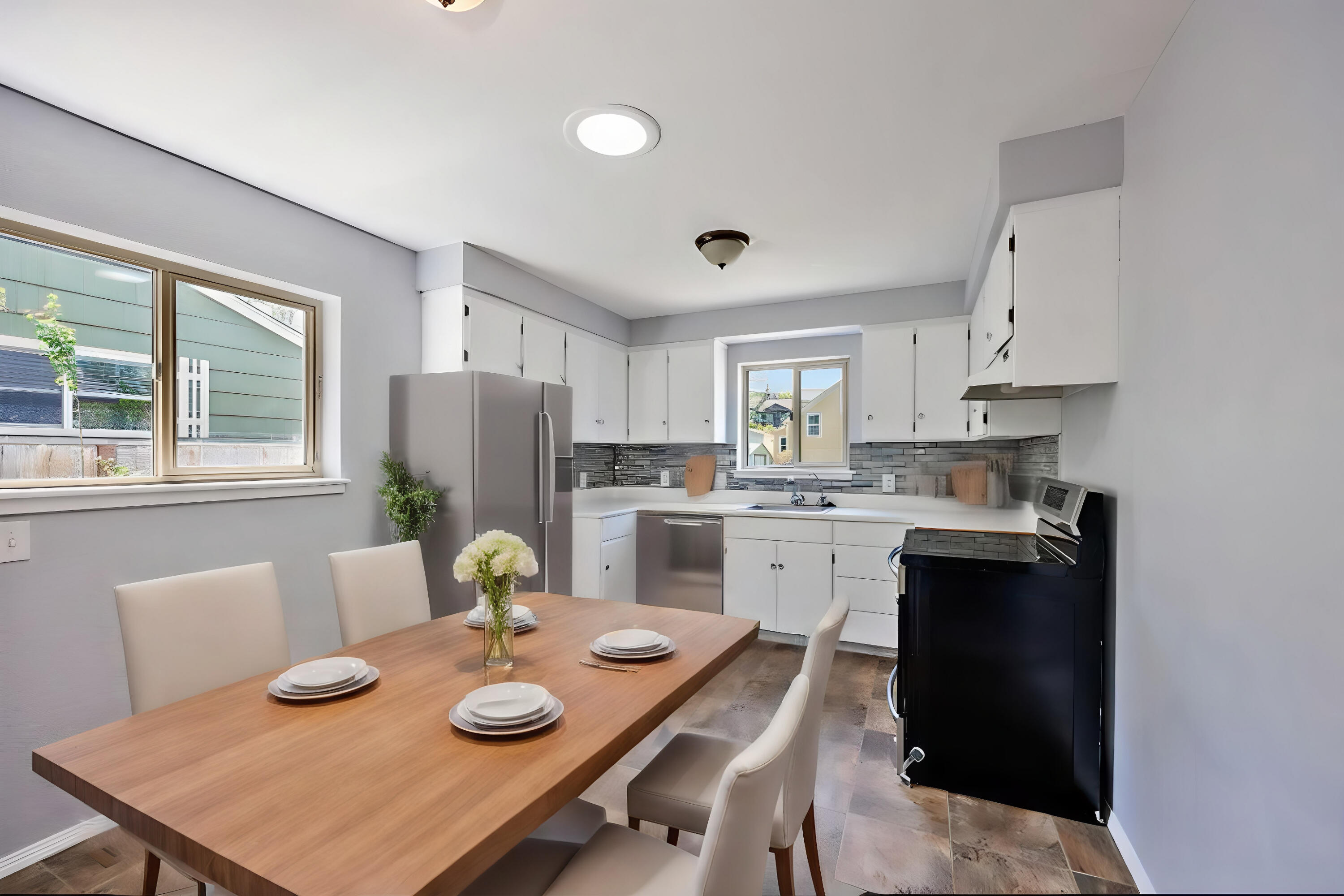 219 W Hersey Street