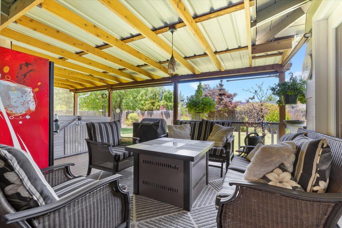661 Prairie Court