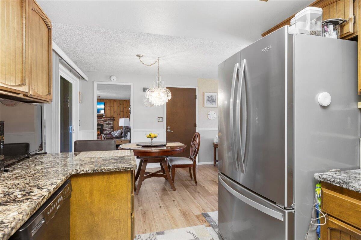 661 Prairie Court