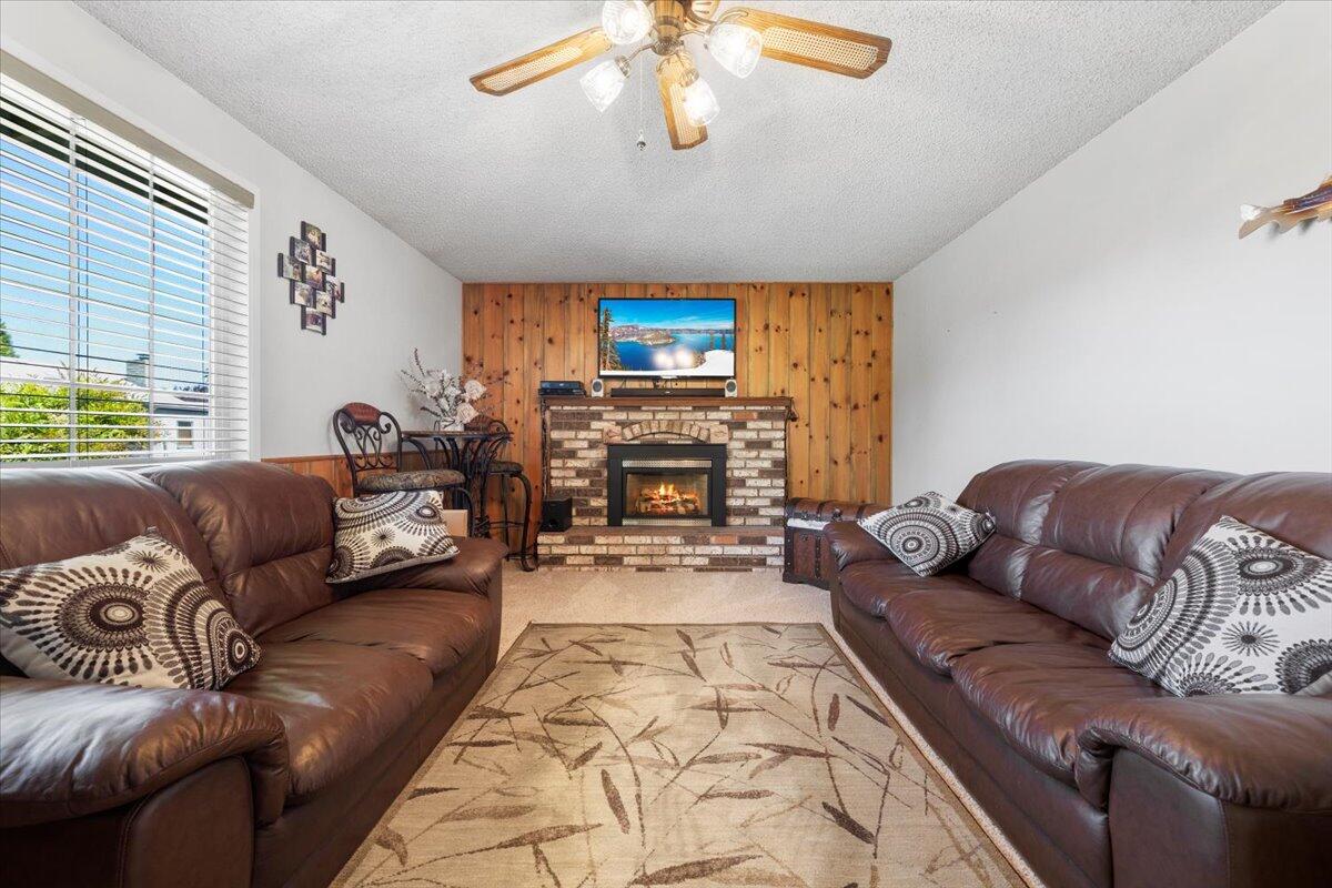 661 Prairie Court