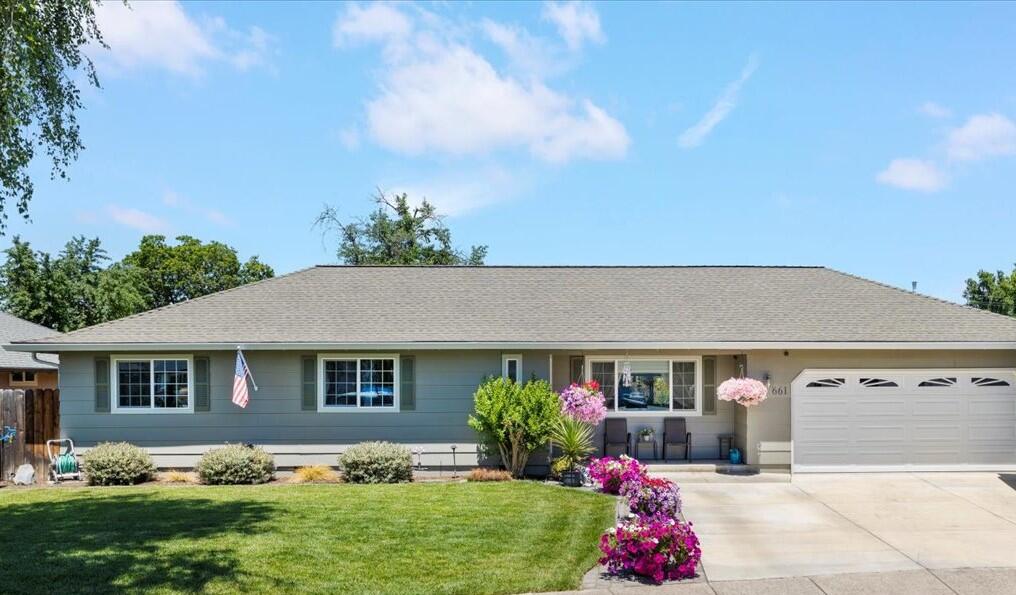 661 Prairie Court