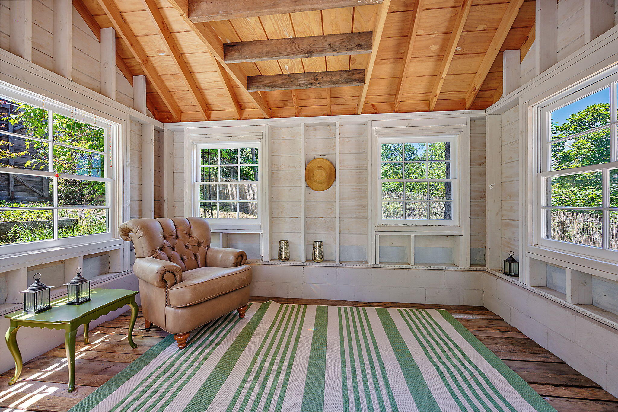 680 Oak Knoll Drive