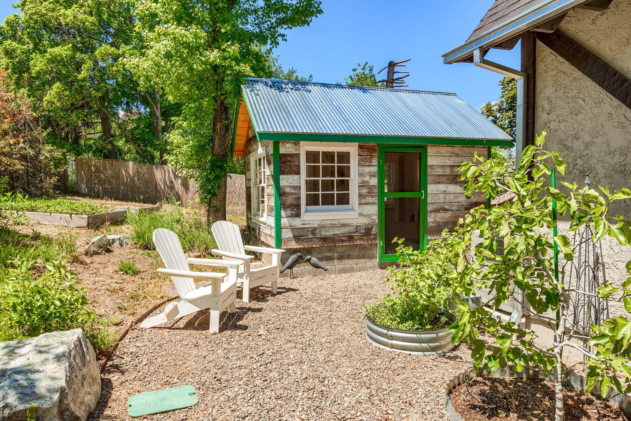 680 Oak Knoll Drive